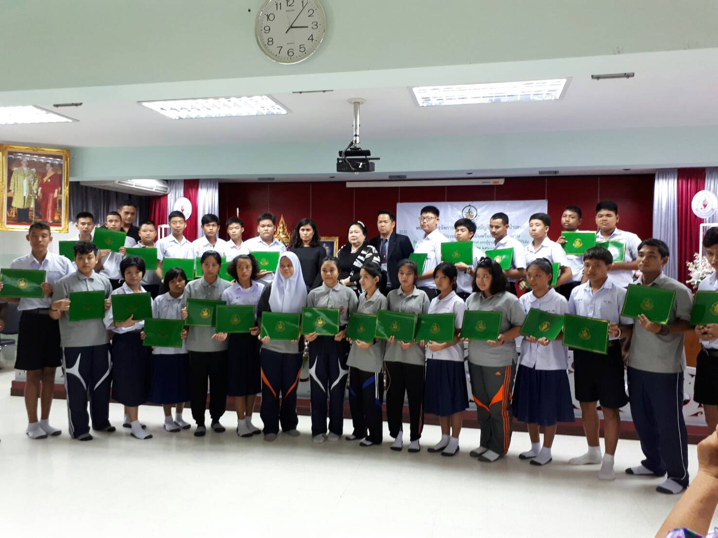 กิจกรรมพัฒนาศักยภาพคนพิการผู้ด้อยโอกาสและผู้สูงอายุด้วยเทคโนโลยีดิจิทัล ณ โรงเรียนโสตศึกษาทุ่งมหาเมฆ