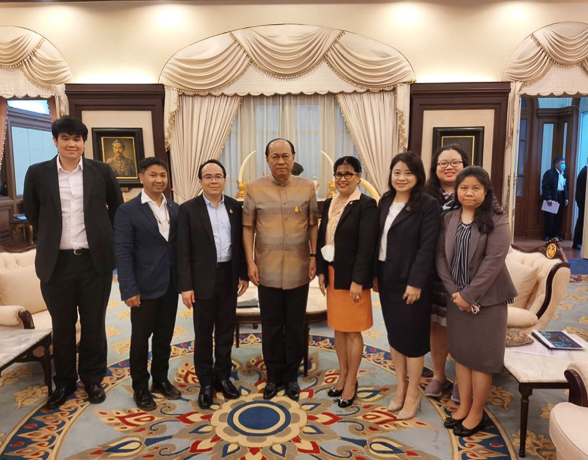 สำนักงานคณะกรรมการดิจิทัลเพื่อเศรษฐกิจและสังคมแห่งชาติและสำนักงานคณะกรรมการกิจการกระจายเสียง กิจการโทรทัศน์ และกิจการโทรคมนาคมแห่งชาติ ร่วมหารือกับ พลเอก อนุพงษ์ เผ่าจินดา รัฐมนตรีว่าการกระทรวงมหาดไทย