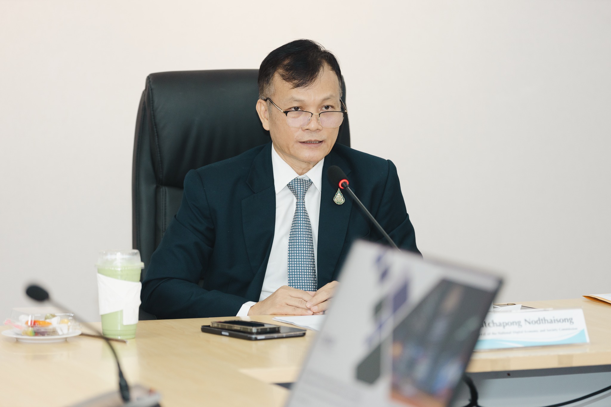 สดช. ให้การต้อนรับและประชุมร่วมกับผู้แทนสถานทูตสหรัฐอเมริกาประจำประเทศไทย และคณะ ในประเด็นนโยบายและแผนระดับชาติว่าด้วยการพัฒนาดิจิทัลเพื่อเศรษฐกิจและสังคม (พ.ศ. 2561 – 2580)