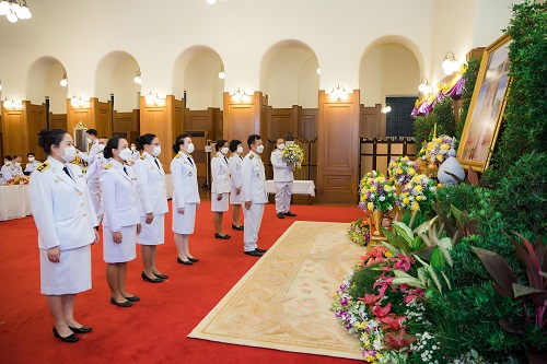 วันนี้ (1 มกราคม 2566) นายภุชพงค์ โนดไธสง เลขาธิการคณะกรรมการดิจิทัลเพื่อเศรษฐกิจและสังคมแห่งชาติ พร้อมด้วย นายเอกพงษ์ หริ่มเจริญ รองเลขาธิการคณะกรรมการดิจิทัลเพื่อเศรษฐกิจและสังคมแห่งชาติ ผู้บริหาร แ