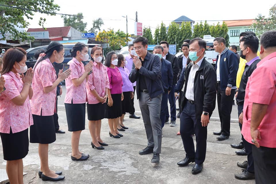 การตรวจเยี่ยมและติดตามผลการดำเนินงานของศูนย์ดิจิทัลชุมชน กศน. ณ อำเภอเมือง จังหวัดประจวบคีรีขันธ์ (ห้องสมุดประชาชนจังหวัดประจวบคีรีขันธ์