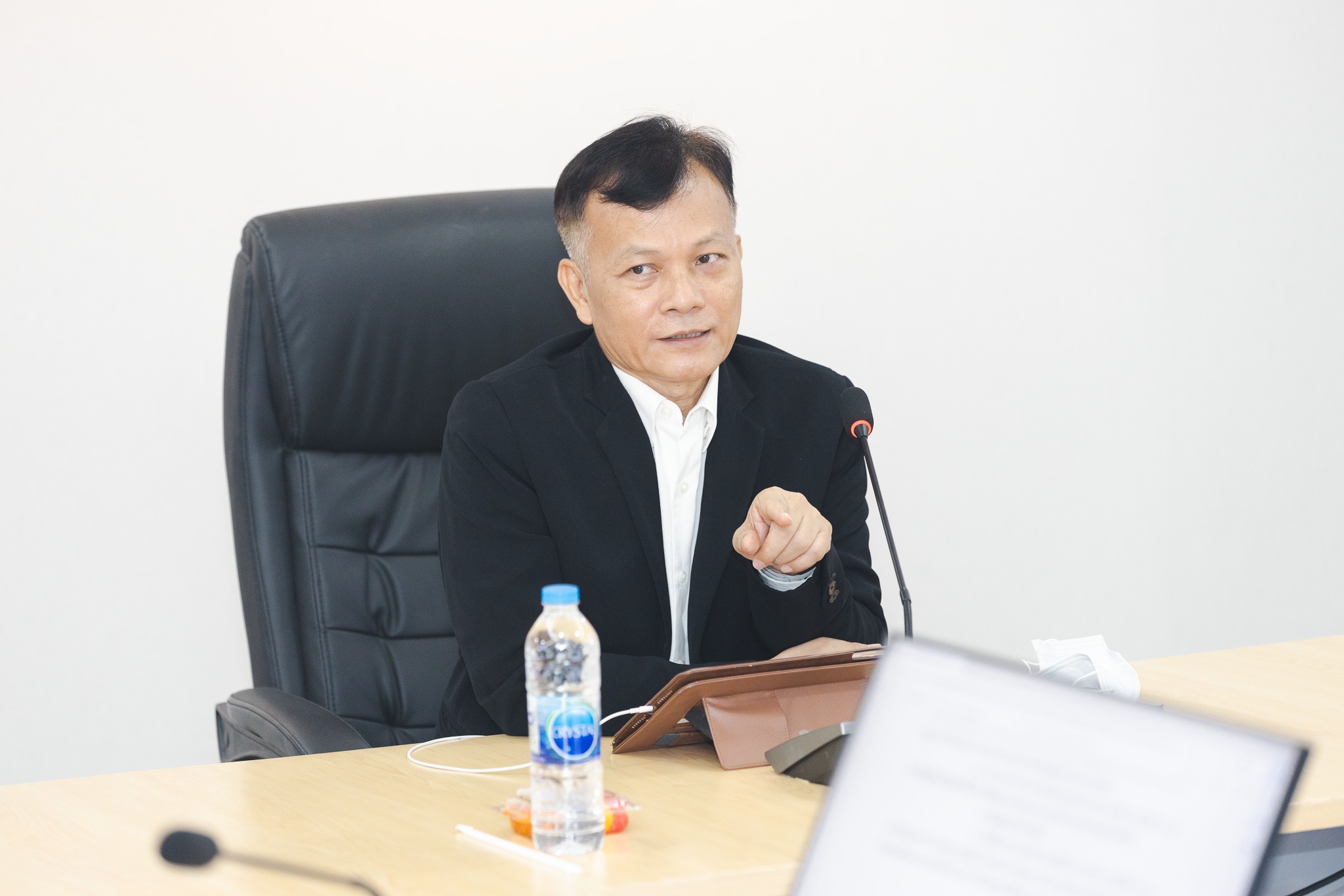 เลขาธิการ สดช. เป็นประธานการประชุมคณะกรรมการพิจารณากลั่นกรองการขอพระราชทานเครื่องราชอิสริยาภรณ์และเหรียญจักรพรรดิมาลา สดช.