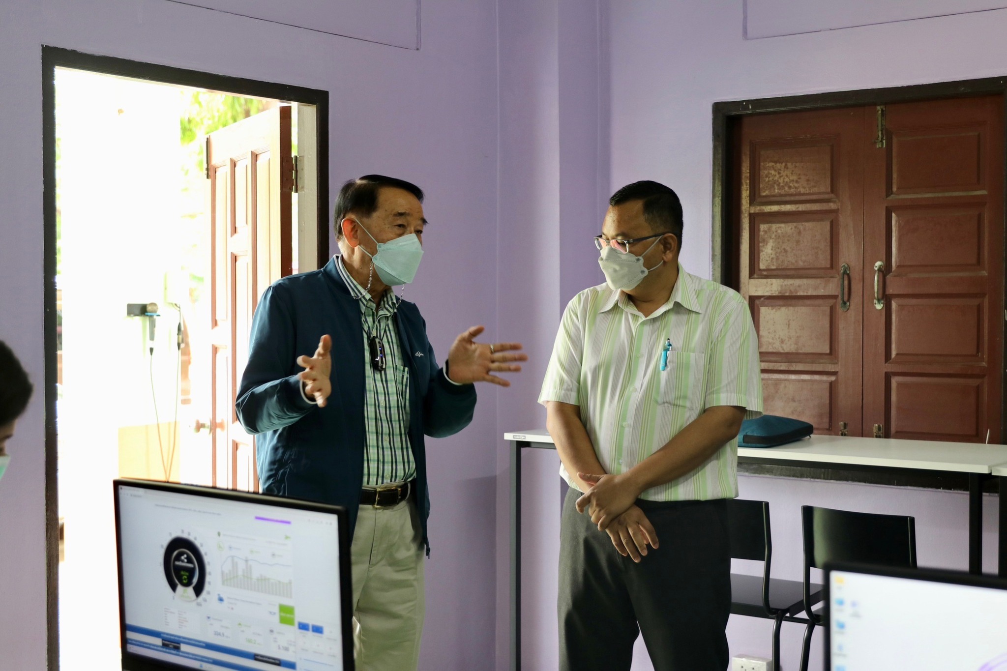 ผู้บริหาร สดช.ลงพื้นที่ติดตามผลการดำเนินงานศูนย์ดิจิทัลชุมชนโรงเรียนวัดลาดปลาเค้า จ.นครปฐม