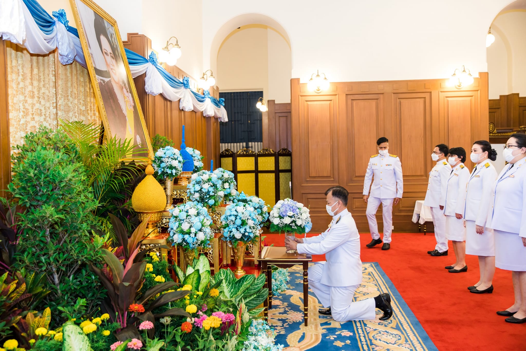 สดช. ร่วมน้อมถวายแจกันดอกไม้ และลงนามถวายพระพรชัยมงคล เนื่องในโอกาสวันเฉลิมพระชนมพรรษา 12 สิงหาคม 2566 สมเด็จพระนางเจ้าสิริกิติ์ พระบรมราชินีนาถ พระบรมราชชนนีพันปีหลวง 