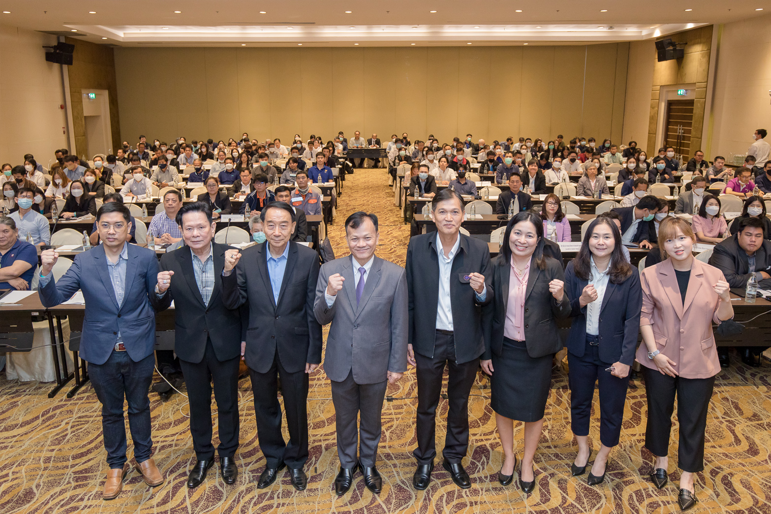 สดช. เปิดเวทีรับฟังความคิดเห็นสาธารณะ (Public Hearing) ดึงผู้มีส่วนได้ส่วนเสียถก (ร่าง) นโยบาย การวางโครงข่ายเคเบิลใยแก้วนำแสงในตัวอาคาร สำหรับอาคารสร้างใหม่ และอาคารที่ทำการบูรณะใหม่  หวังสร้างโครงข่