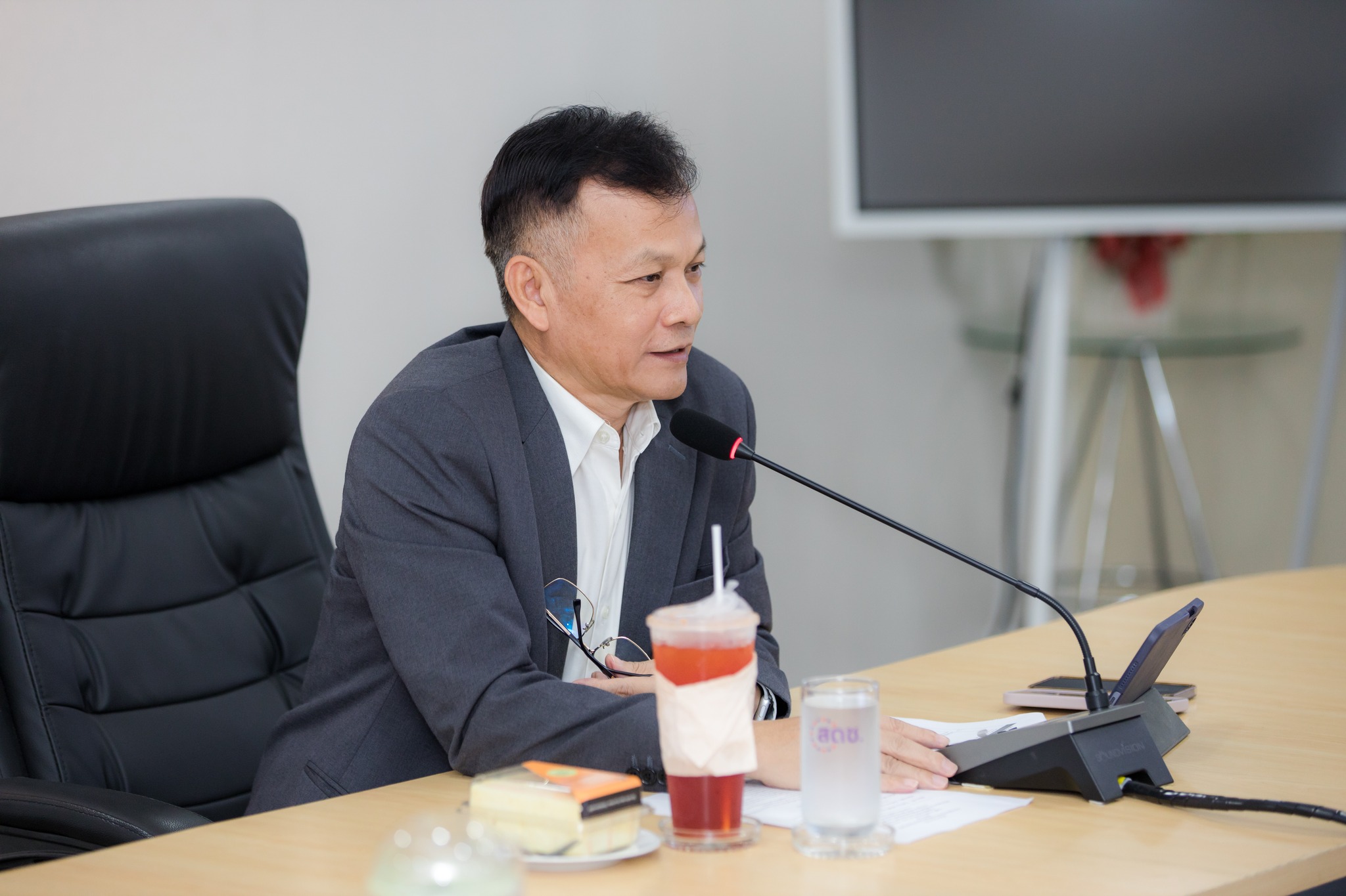 สดช. จัดประชุมคณะกรรมการรับรองหลักสูตรการพัฒนากำลังคนด้านดิจิทัล ครั้งที่ 7/2566