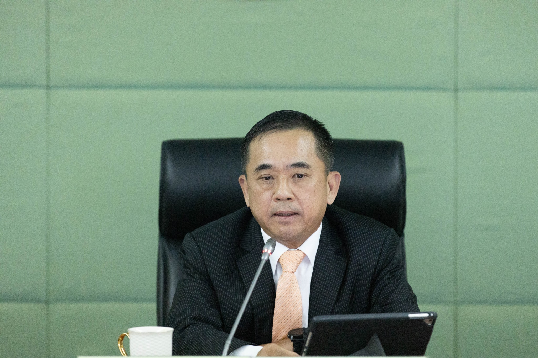 ดีอี จัดการประชุมคณะกรรมการกำกับการขับเคลื่อนขีดความสามารถในการแข่งขันด้านดิจิทัลของประเทศไทย ครั้งที่ 8/2566