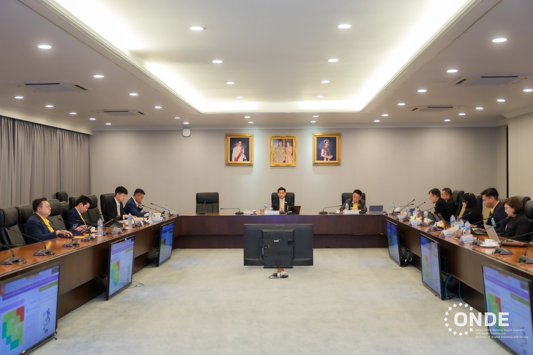 การประชุมคณะกรรมการบริหารกองทุนพัฒนาดิจิทัลเพื่อเศรษฐกิจและสังคม (บอร์ดกองทุนดีอี) ครั้งที่ 2/2567