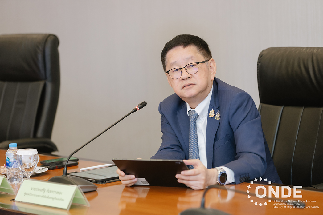 ดีอี เห็นชอบข้อเสนอกรอบแนวทางการบริหารจัดการระบบคลาวด์ภาครัฐ ตามนโยบายการใช้คลาวด์เป็นหลัก มุ่งขับเคลื่อนสู่การเป็น ‘รัฐบาลดิจิทัล” เพื่อการบริการของภาครัฐที่มีประสิทธิภาพมากขึ้น