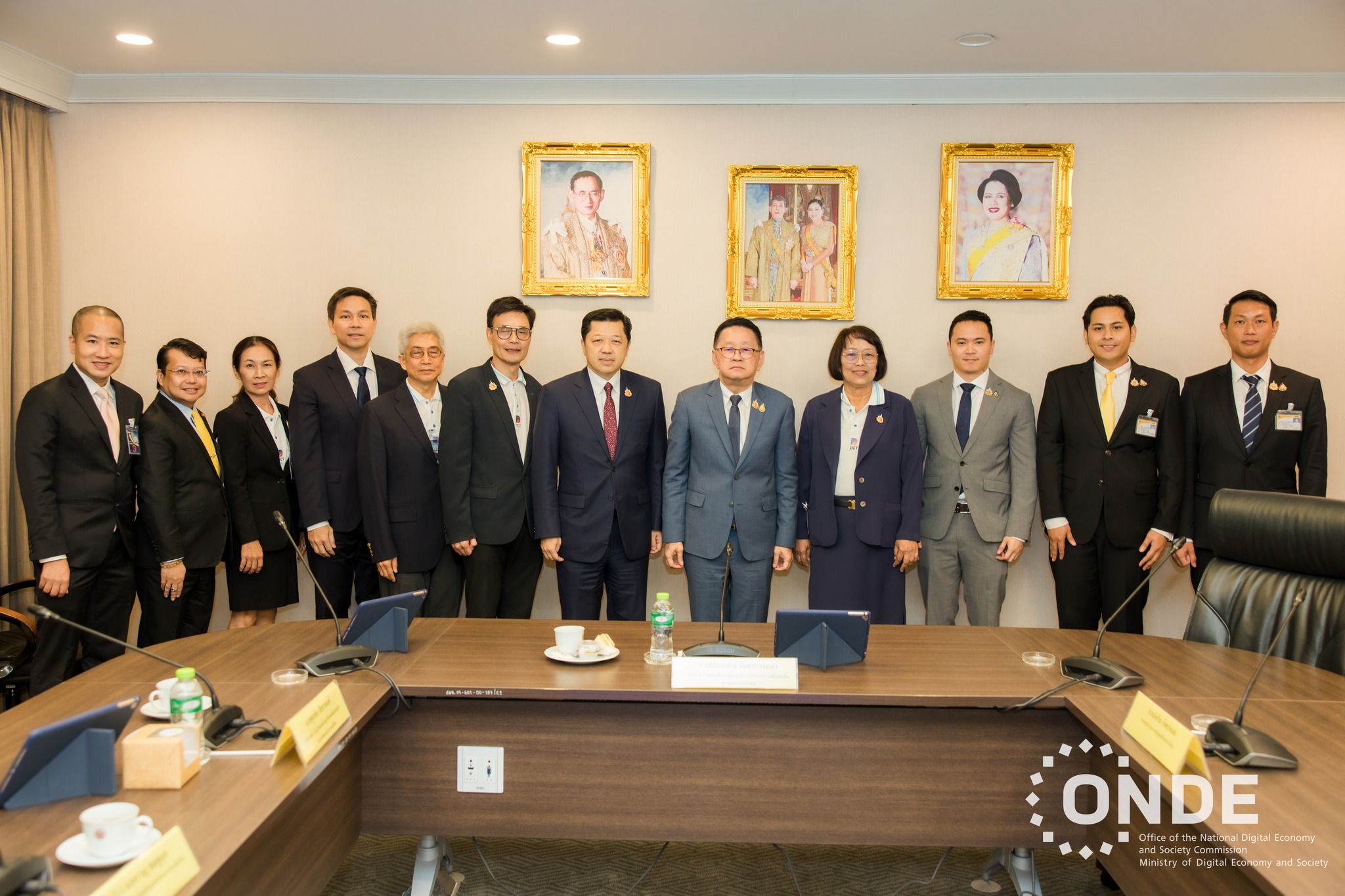 รองนายกฯ ประเสริฐ ร่วมกับ สดช. และสภาดิจิทัล หารือแนวทางขับเคลื่อนอุตสาหกรรมดิจิทัลและขับเคลื่อนประเทศไทยเป็นศูนย์กลางเศรษฐกิจดิจิทัล