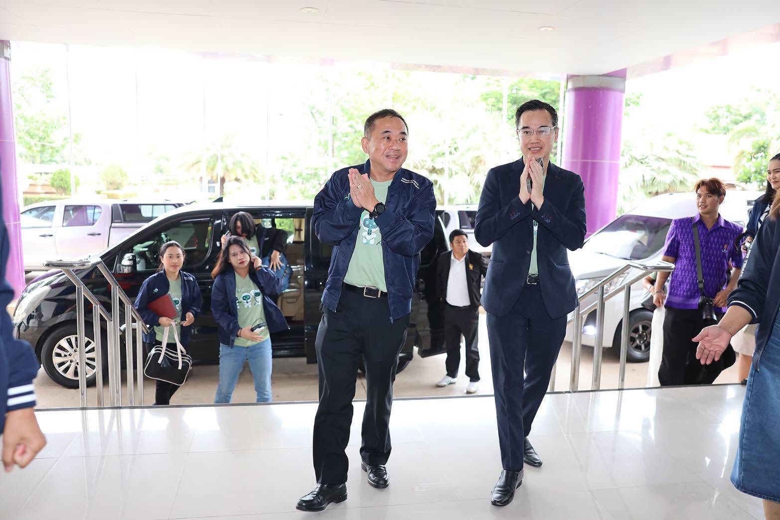 ปลัดกระทรวงดีอี นำคณะสื่อมวลชนลงพื้นที่พิษณุโลก เปิดศูนย์ดิจิทัลชุมชน เดินหน้ายกระดับคุณภาพชีวิตประชาชน หนุนเศรษฐกิจฐานราก ลดความเหลื่อมล้ำดิจิทัล