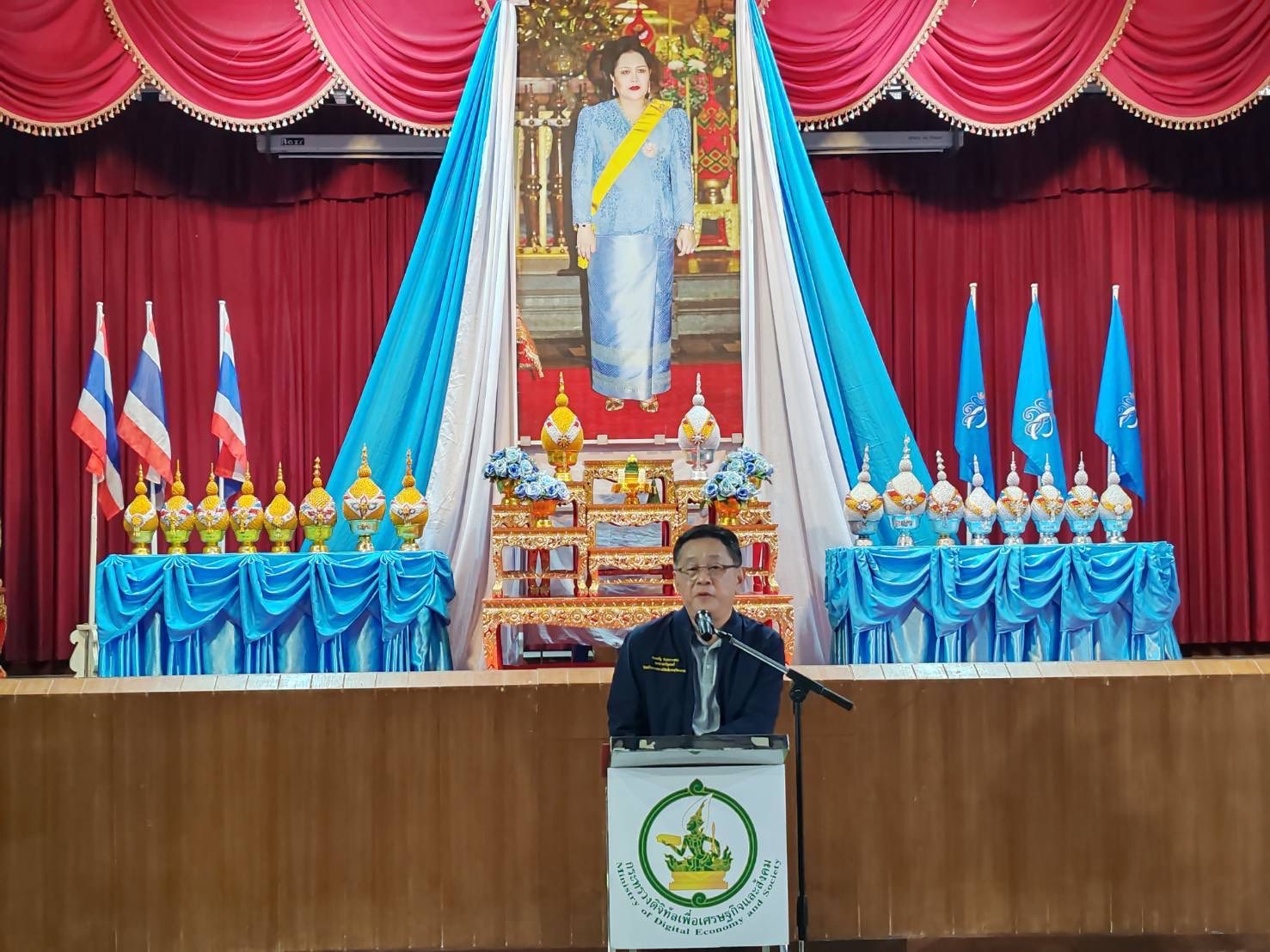 รองนายกฯ ประเสริฐ ลงพื้นที่สุราษฏร์ ติดตามการพัฒนาทักษะความรู้เพื่อขับเคลื่อนและยกระดับกำลังคนดิจิทัลระดับอำเภอ