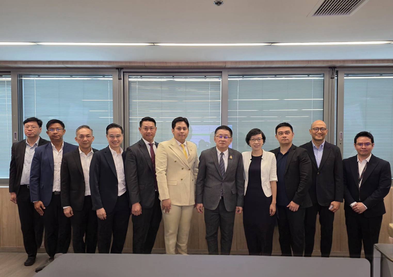 รองนายกฯ ประเสริฐ ต้อนรับ China Mobile หารือความร่วมมือ AI หนุนยุทธศาสตร์ชาติ มุ่งพัฒนาบุคลากรและโครงสร้างพื้นฐาน