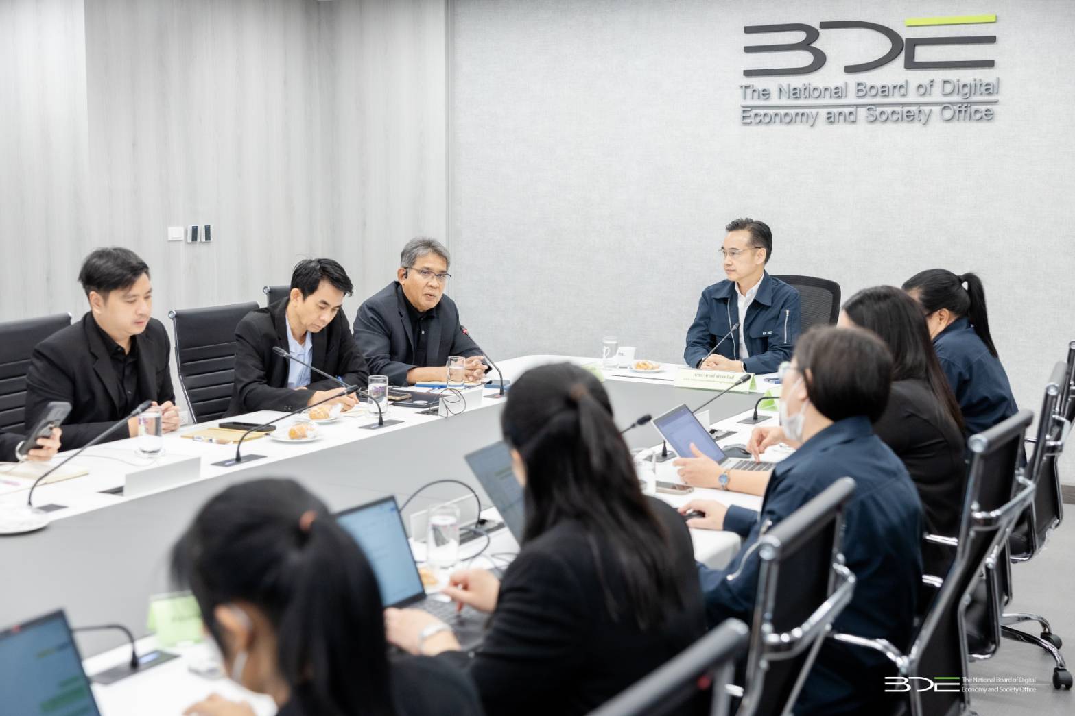 BDE จัดประชุมหารือการพัฒนาเชิงนโยบายด้านการใช้โครงสร้างพื้นฐานร่วมกัน