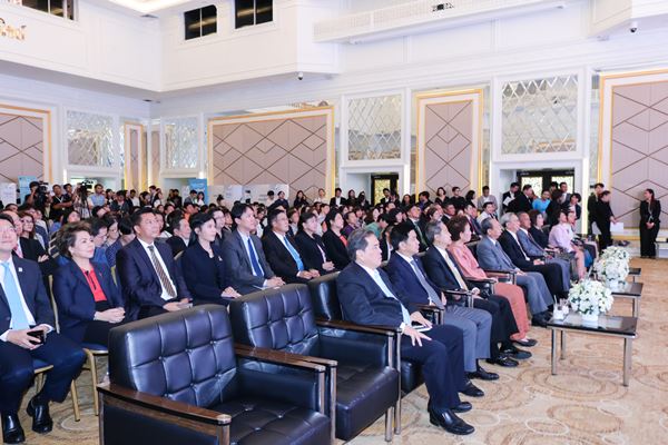 สดช. ร่วมลงนามในหนังสือแสดงเจตจำนง (LOI) งาน E-COMMERCE BIG BANG วิถีการค้าไทย สู่วิถีออนไลน์