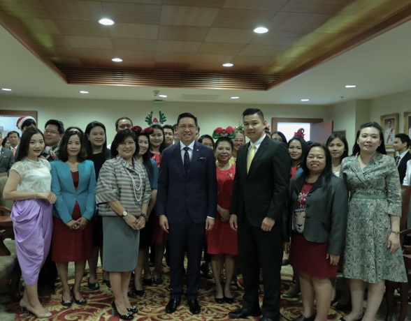 เลขาธิการ สดช. นำคณะผู้บริหาร สดช.ร่วมอวยพร รมว.ดศ. เนื่องในวันปีใหม่ 2563