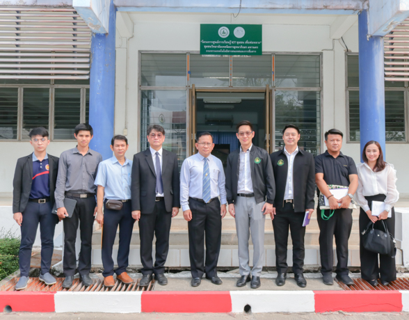 นายเนวินธุ์ ช่อชัยทิพฐ์ ผู้ช่วยรัฐมนตรีประจำกระทรวงดิจิทัลเพื่อเศรษฐกิจและสังคม ลงพื้นที่ตรวจเยี่ยมศูนย์ดิจิทัลชุมชนในพื้นที่เขตมีนบุรี กรุงเทพมหานคร เพื่อเก็บข้อมูลในการพัฒนาการเรียนรู้โดยใช้เทคโนโลย