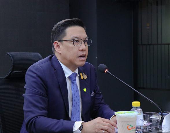 ดีอีเอส ประชุมร่วมกับผู้ให้บริการโทรคมนาคม 6 ราย และผู้ให้บริการ platform 3 ราย เตรียมแผนรับมือสถานการณ์การแพร่เชื้อไวรัส COVID - 19  ทำงานได้ทุกสถานที่ ทุกเวลา