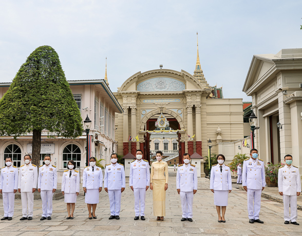 “เลขาธิการ สดช.” ลงนามถวายพระพร เนื่องในวันฉัตรมงคล